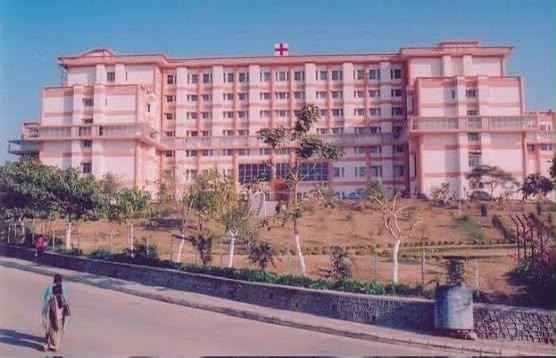 Medical college campus — Hospital-attached teaching block
