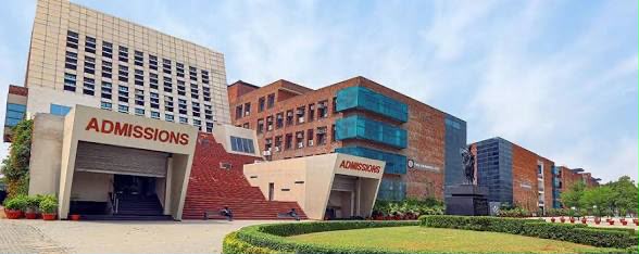 University admissions block — Partner university campus